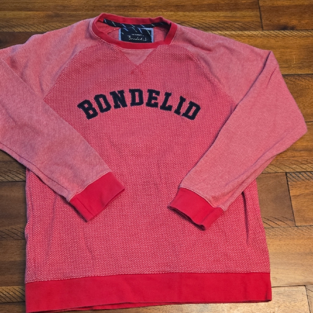 Men's Red Crewneck Sweater Size Medium